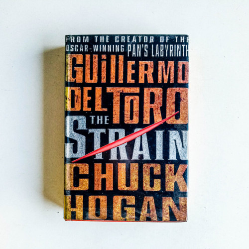 The Strain: Book One of The Strain Trilogy (The Strain Trilogy, 1) The Strain: Book One of The Strain Trilogy (The Strain Trilogy, 1)