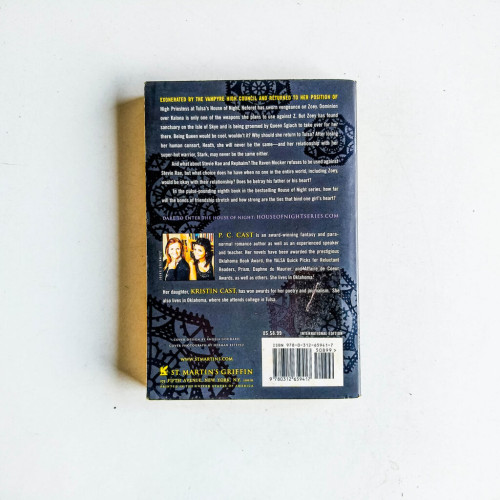 House of Night 08. Awakened House of Night 08. Awakened