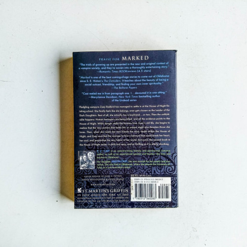 Betrayed (A House of Night) Betrayed (A House of Night)